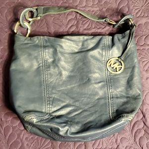 Micheal Kors purse